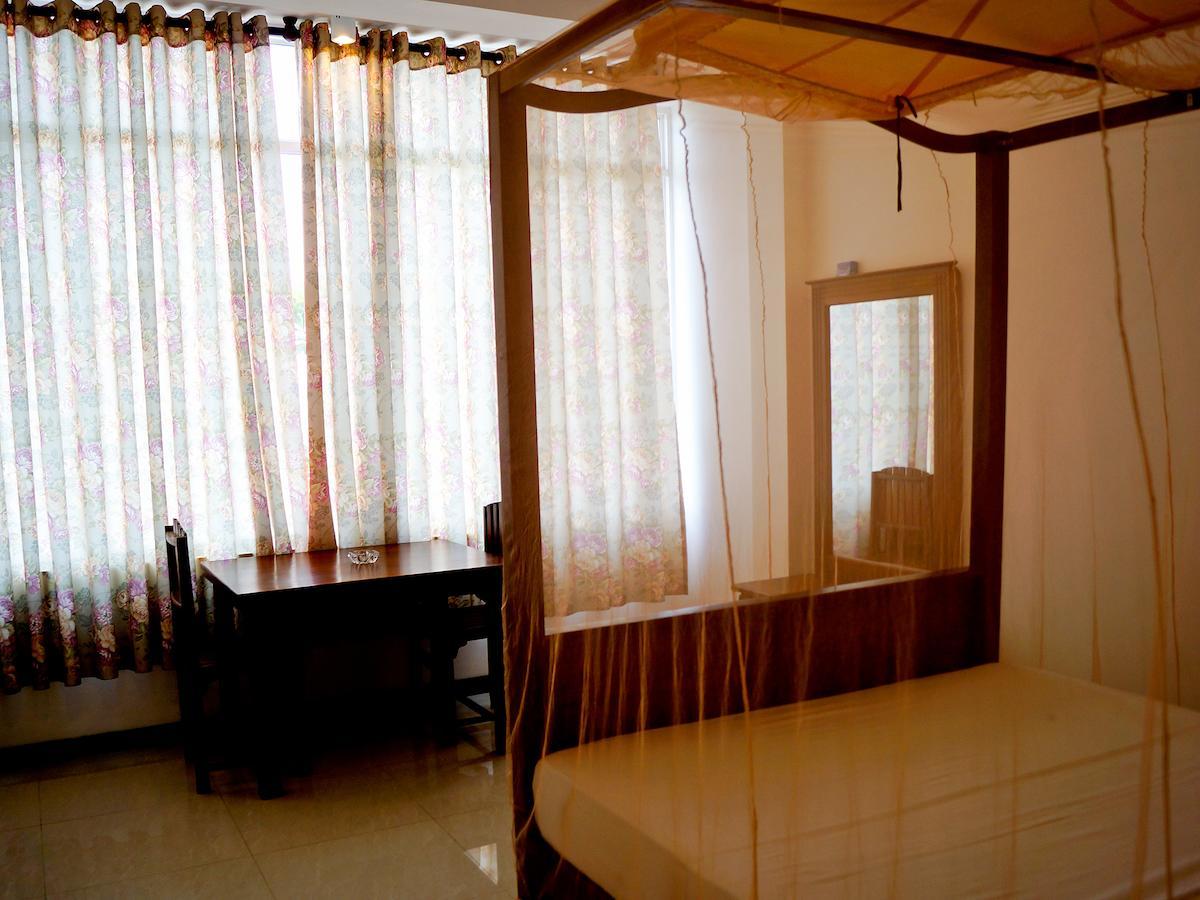 Sayurima Beach Hotel アハンガマ 部屋 写真