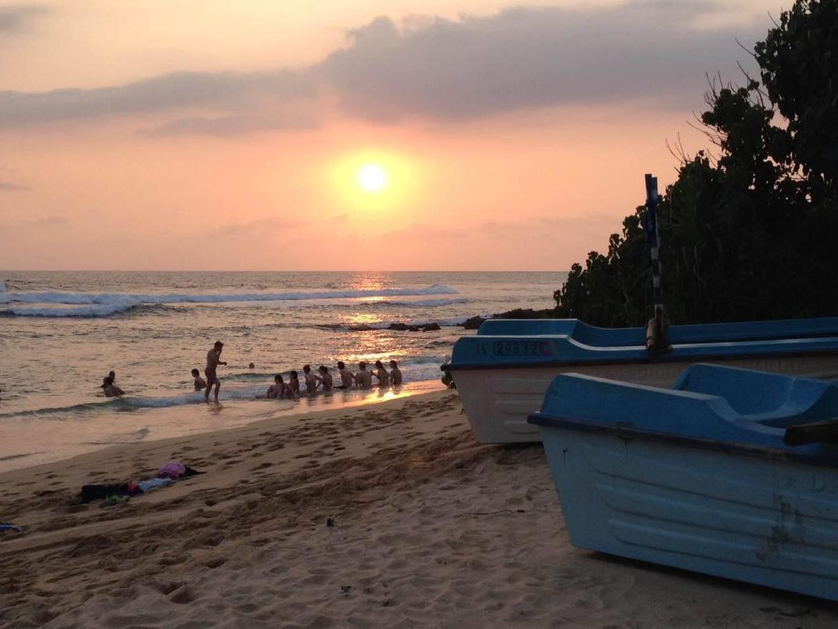 Sayurima Beach Hotel アハンガマ エクステリア 写真